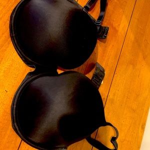 Victoria’s Secret Black Pink push up Bra 36D